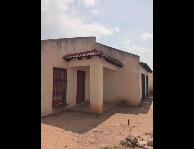 3 BEDROOM HOUSE FOR SALE IN SOSHANGUVE HH
